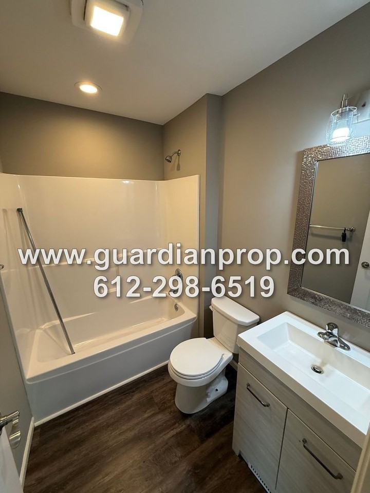 350 93rd Ave Ne - Photo 6 of 20