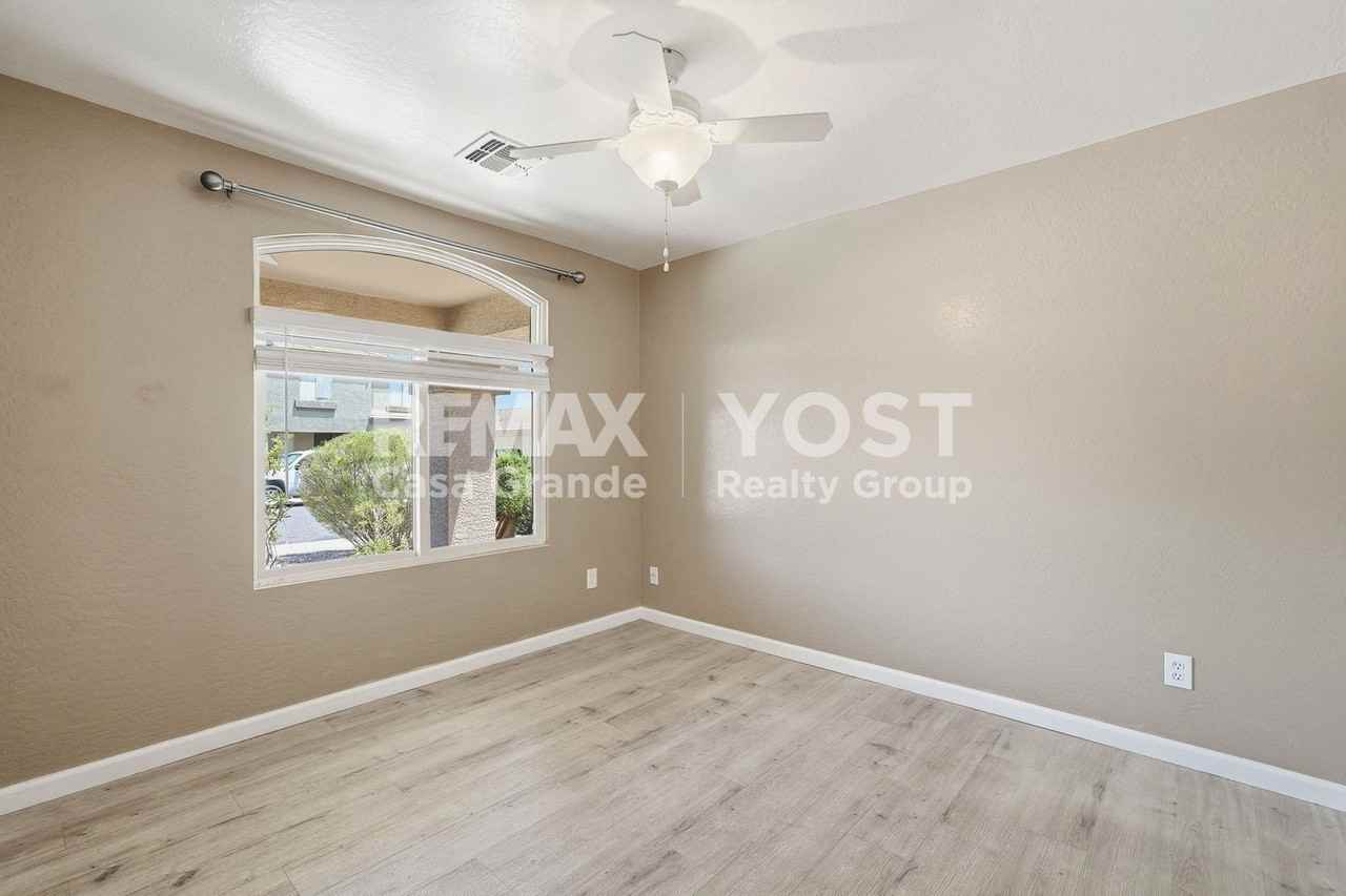573 W Lucky Penny Pl - Photo 7 of 20