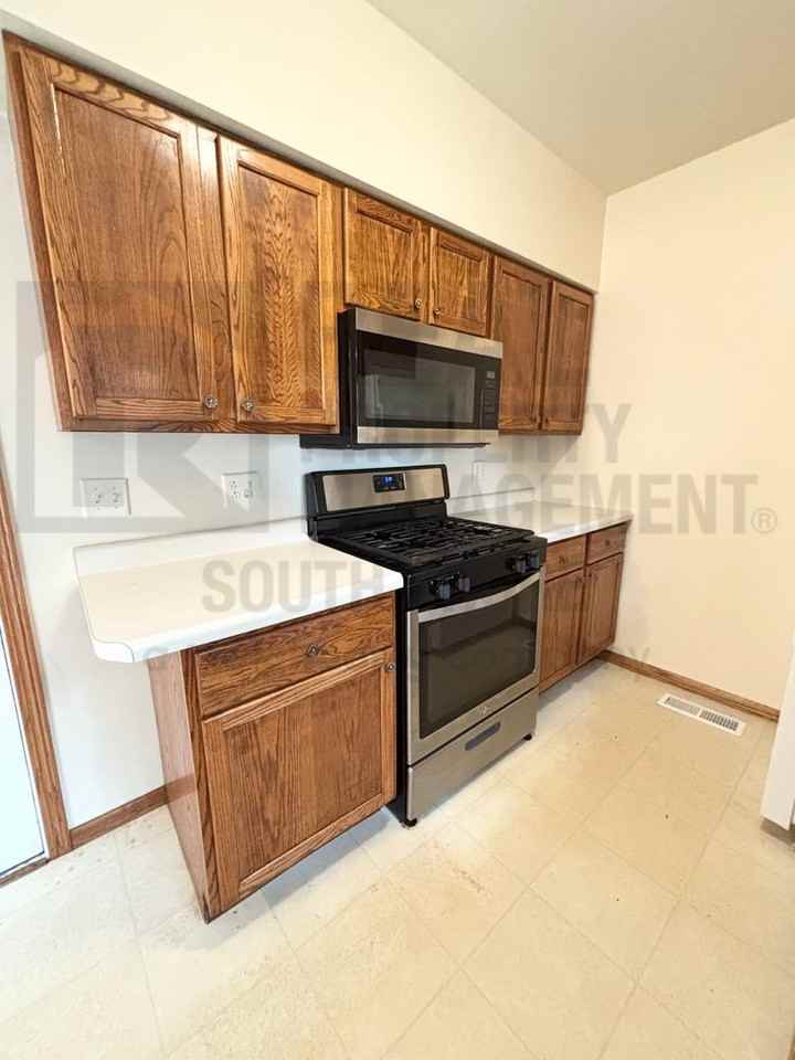 1513 Monticello Park Dr - Photo 6 of 13
