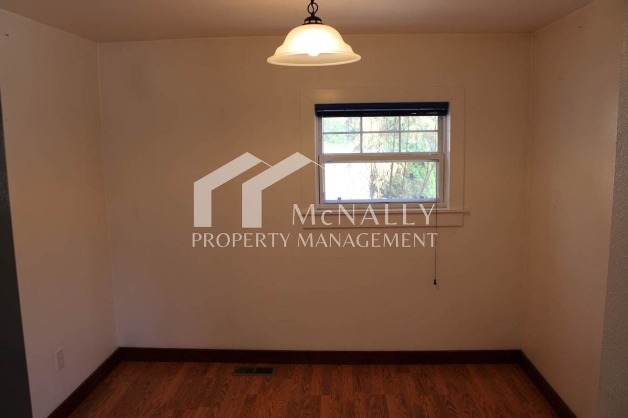 14317 Peacock Hill Ave Nw - Photo 4 of 18