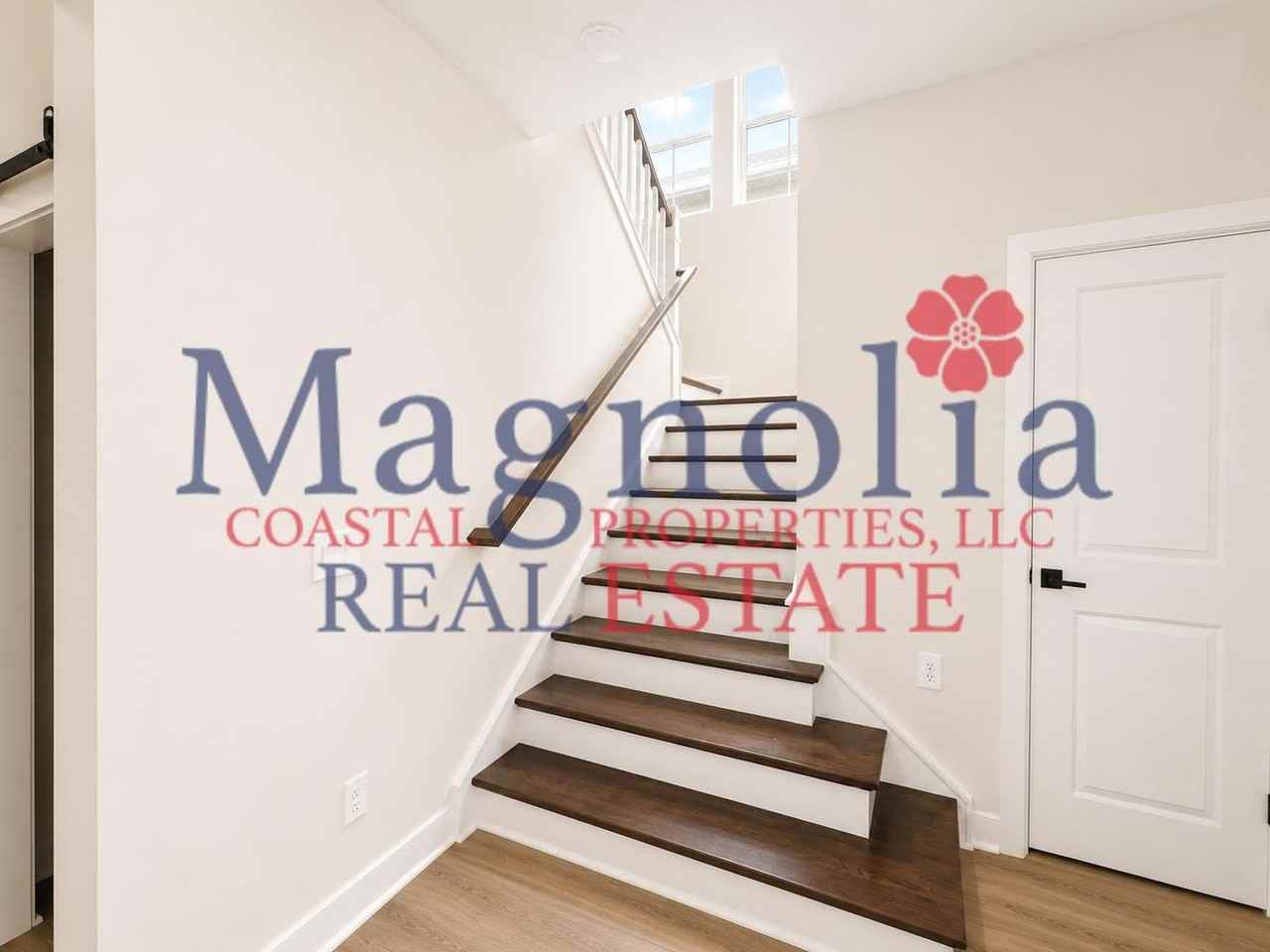 136 Mage St - Photo 7 of 28