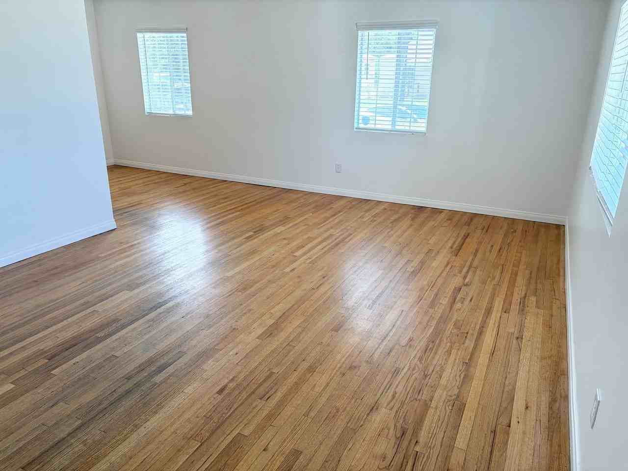 5002 N Aspan Ave - Photo 2 of 17
