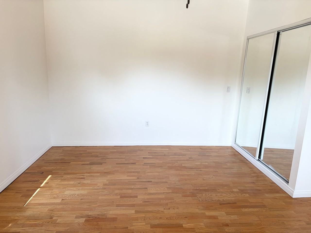 5002 N Aspan Ave - Photo 5 of 17