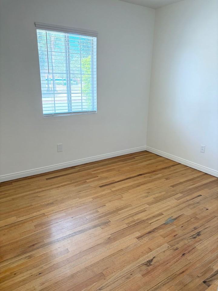 5002 N Aspan Ave - Photo 7 of 17
