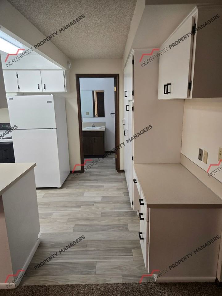 168 Chilvers Rd #P - Photo 3 of 20