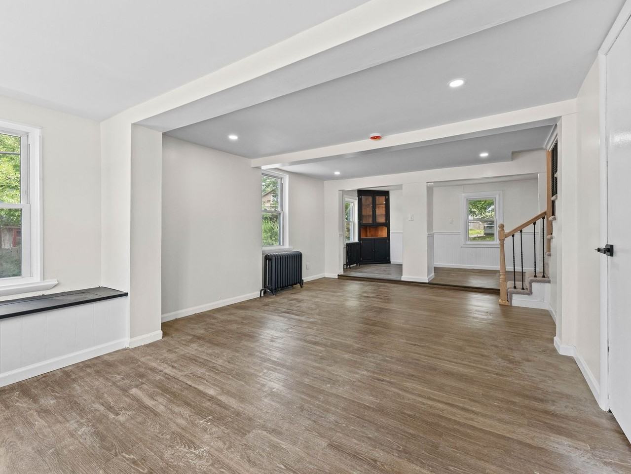 215 Erial Rd - Photo 4 of 30