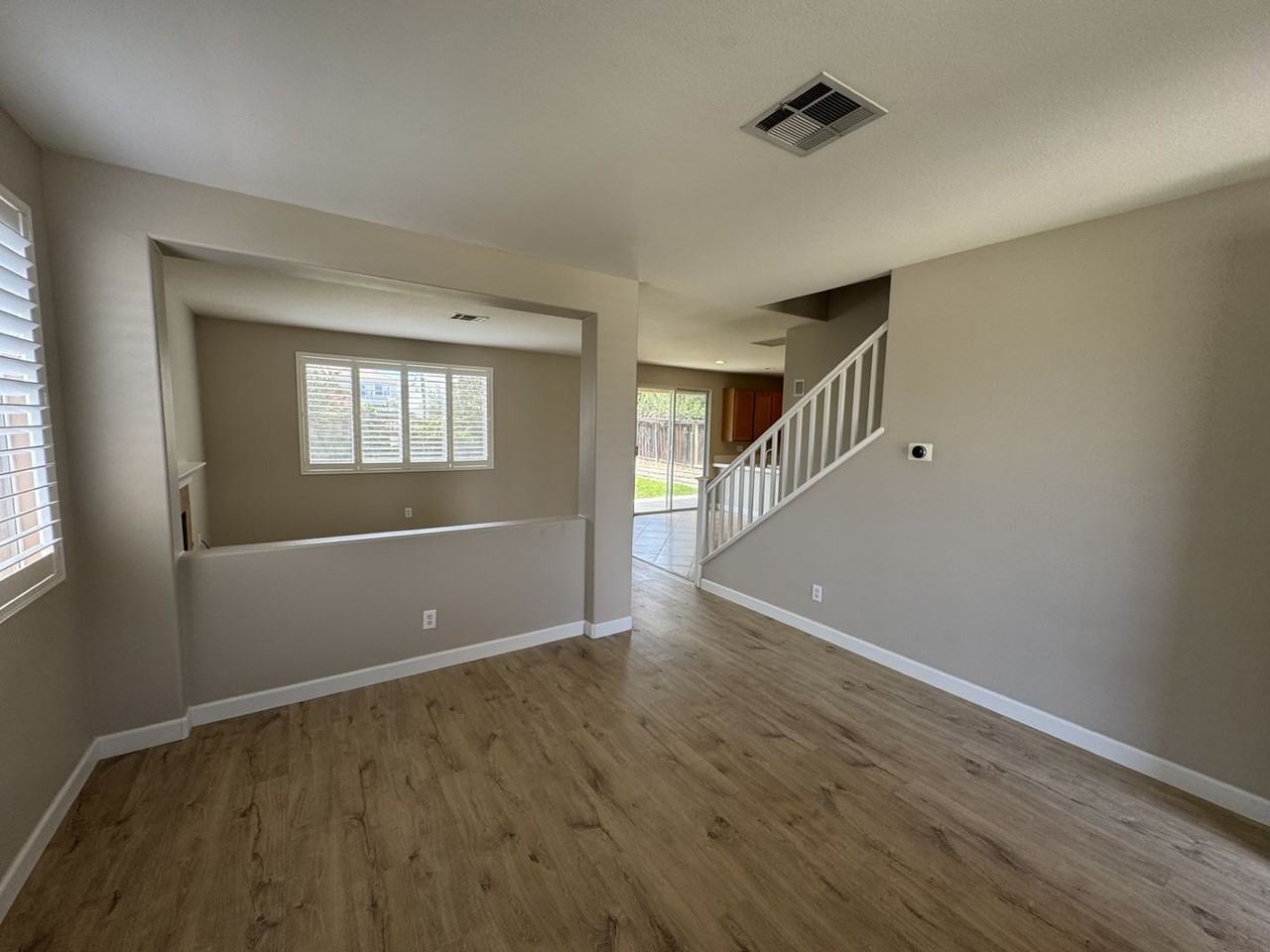 7030 Fontaine Pl - Photo 4 of 35