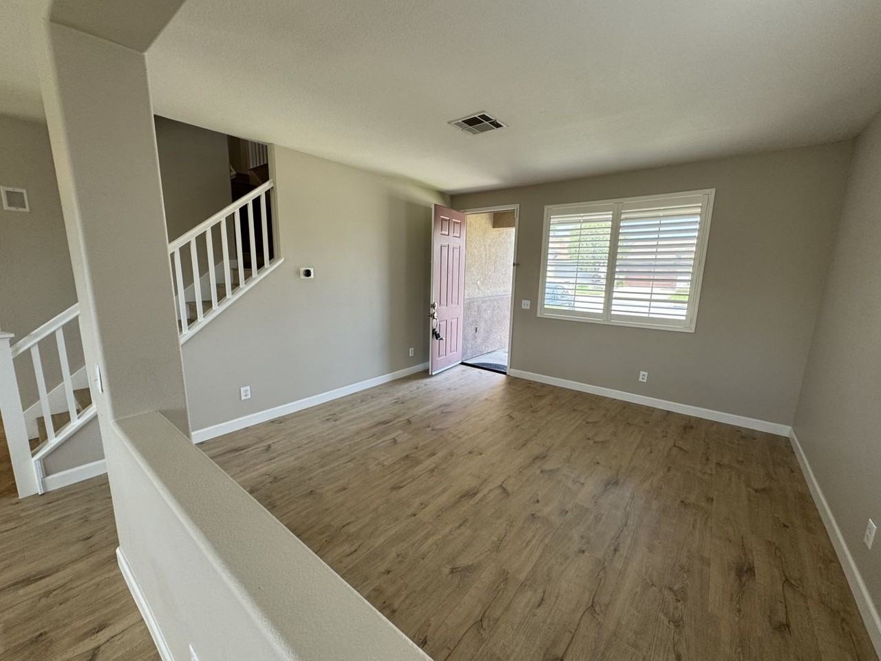 7030 Fontaine Pl - Photo 6 of 35