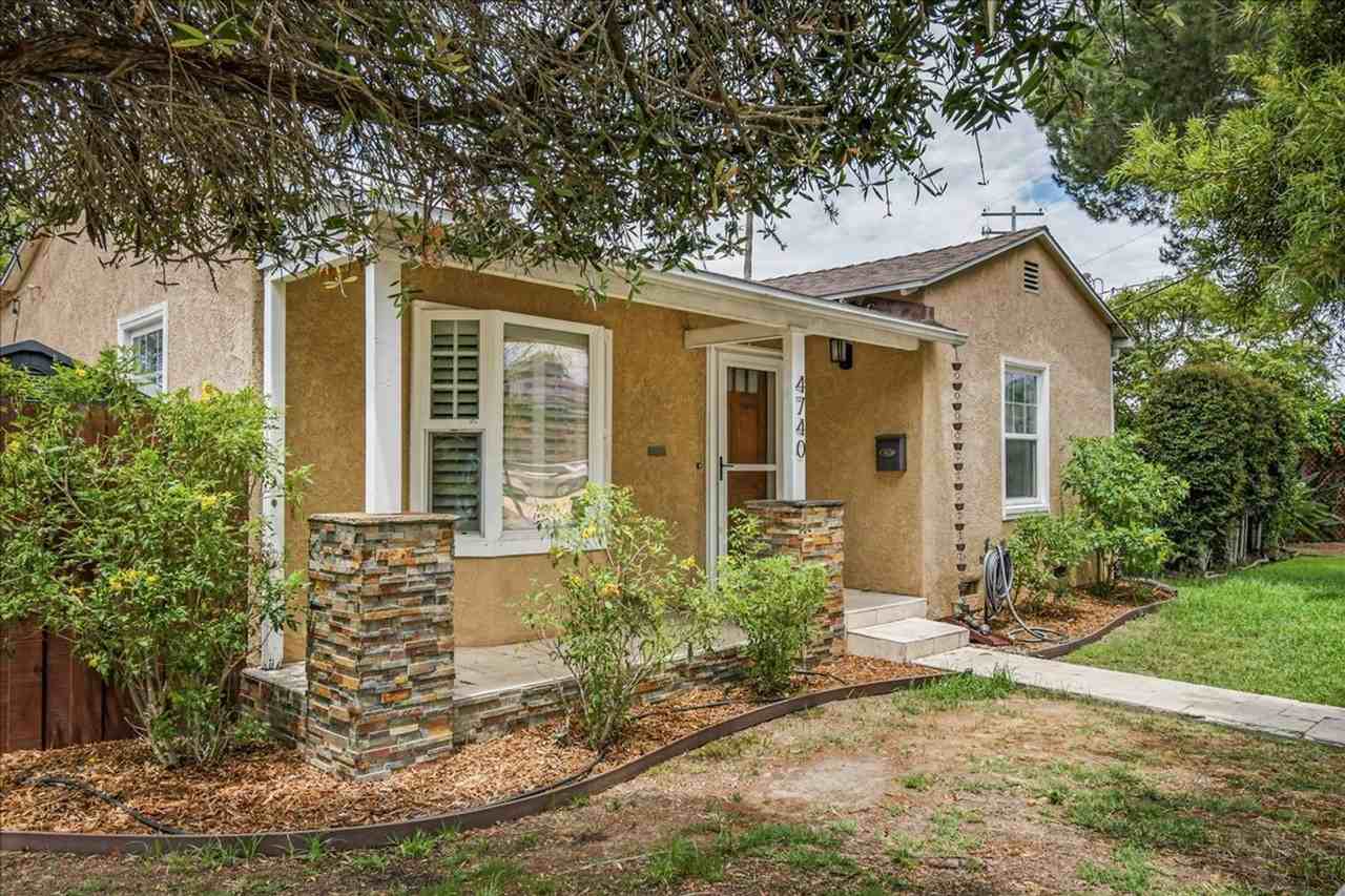 4740 W Mountain View Dr - Photo 3 of 32