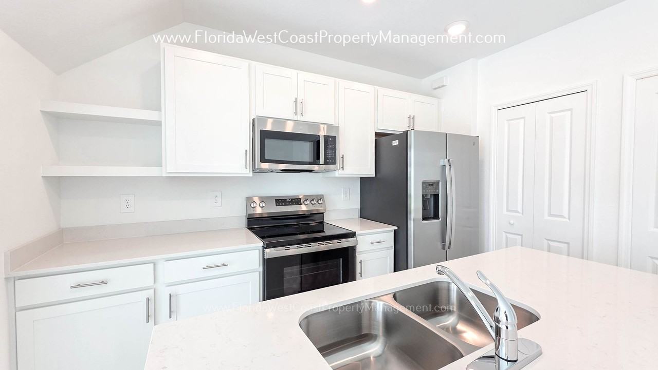 14527 Lilac Sky Ter - Photo 2 of 40