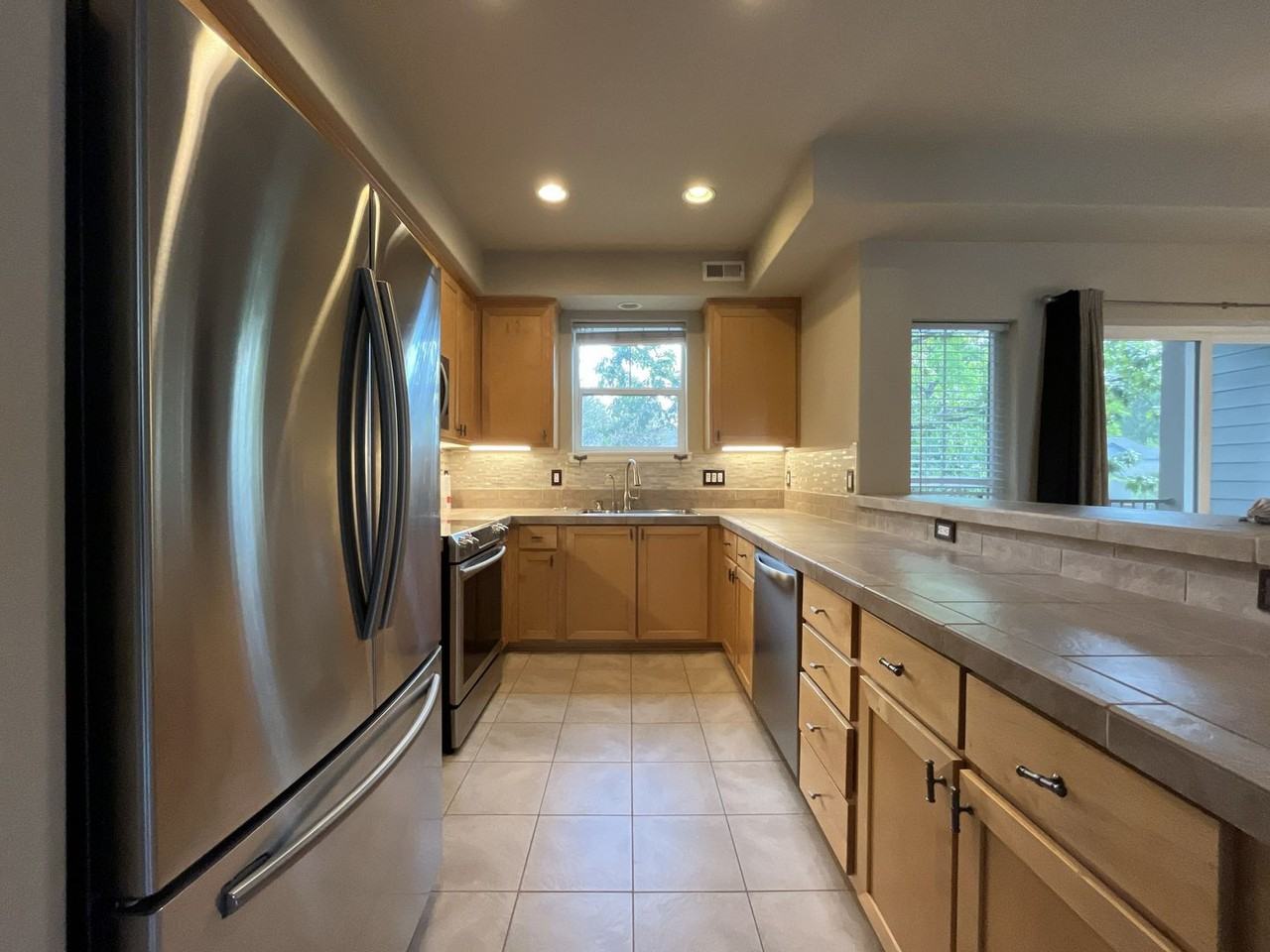 10955 Sw 130th Ave - Photo 5 of 36