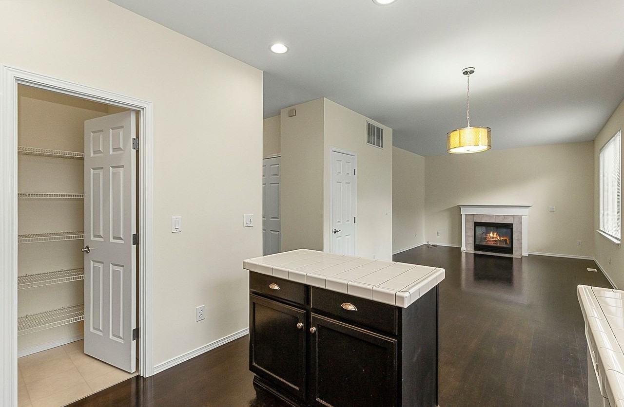 15209 48th Ave Se - Photo 5 of 12