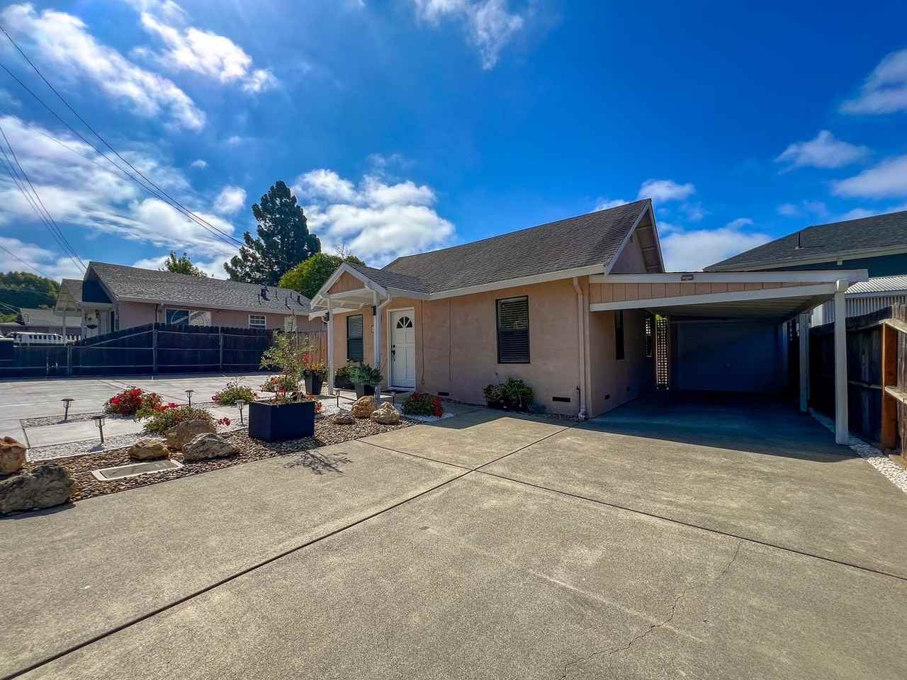 25 Berna Ave - Photo 3 of 40