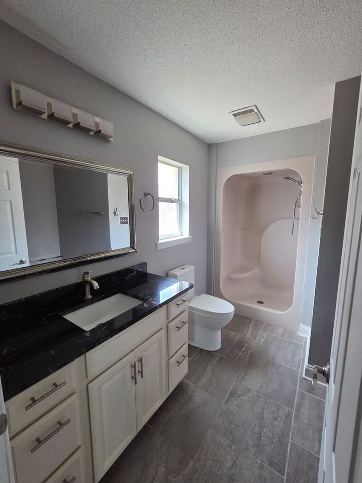 117 Moonraker Dr - Photo 7 of 17