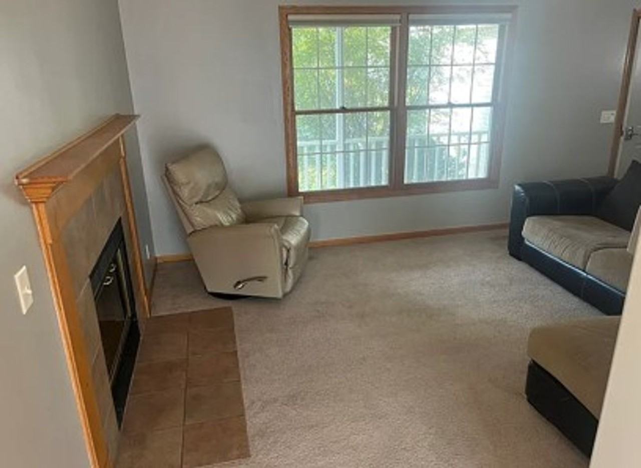 816 Mary Ct - Photo 7 of 30