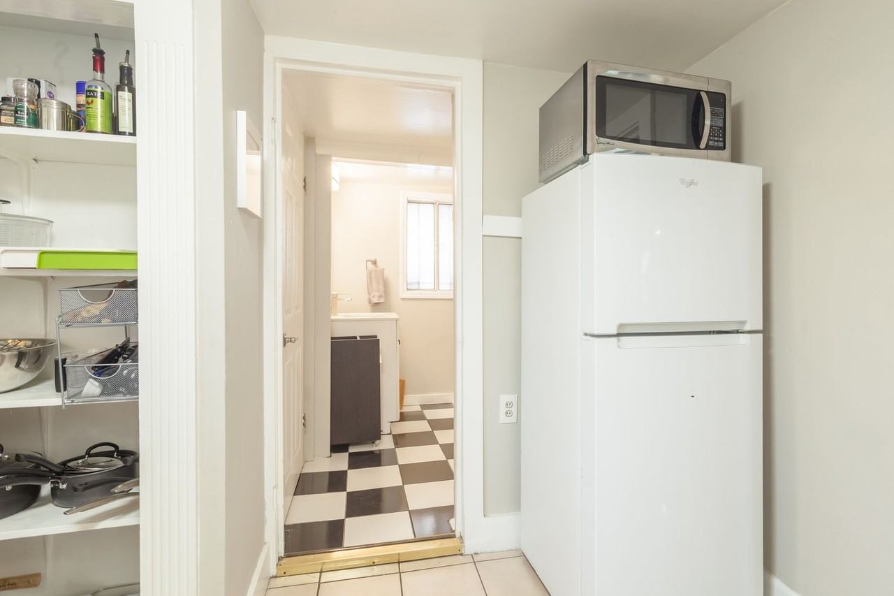 3212 Adeline St - Photo 4 of 15