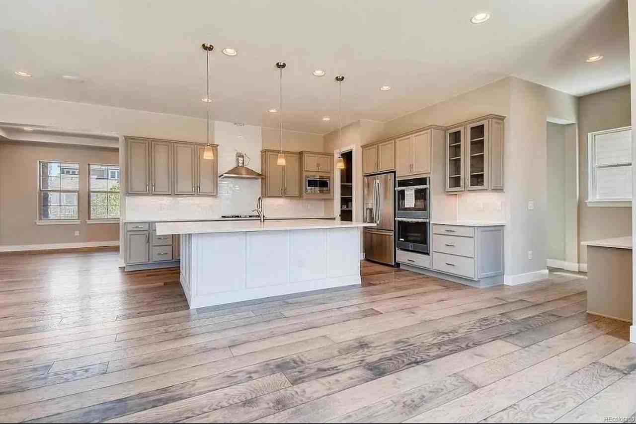 16123 Swan Mountain Dr - Photo 3 of 27