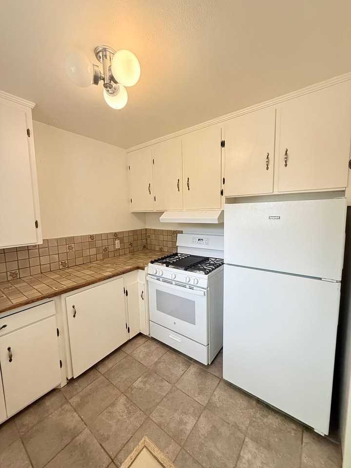 4534 The Cedars - Photo 7 of 17