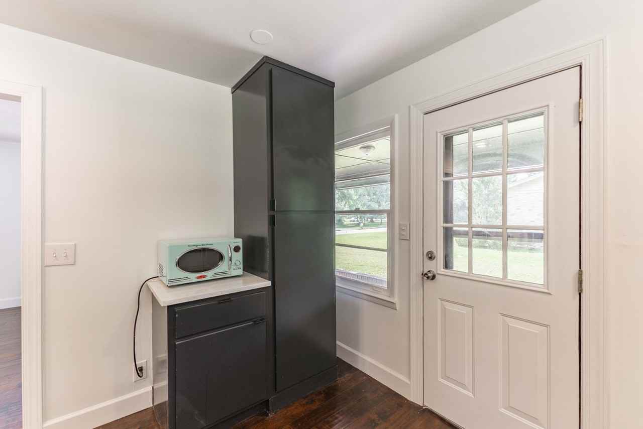 6415 Marsh Ave Nw - Photo 7 of 16