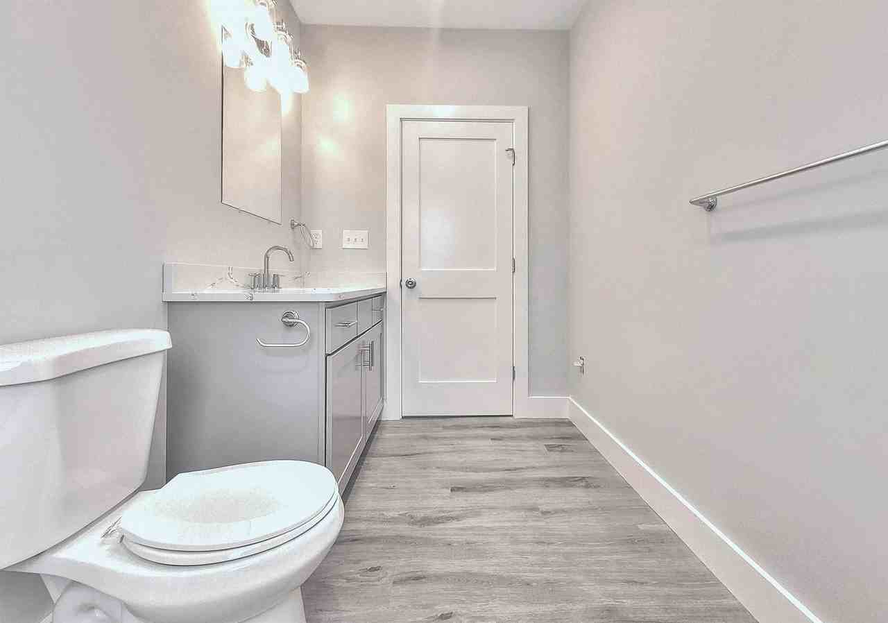86 Fayston St - Photo 7 of 12