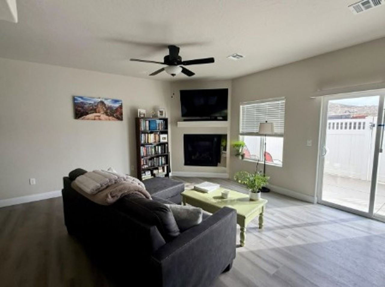 668 E Fiddlers Canyon Rd #11 - Photo 3 of 20