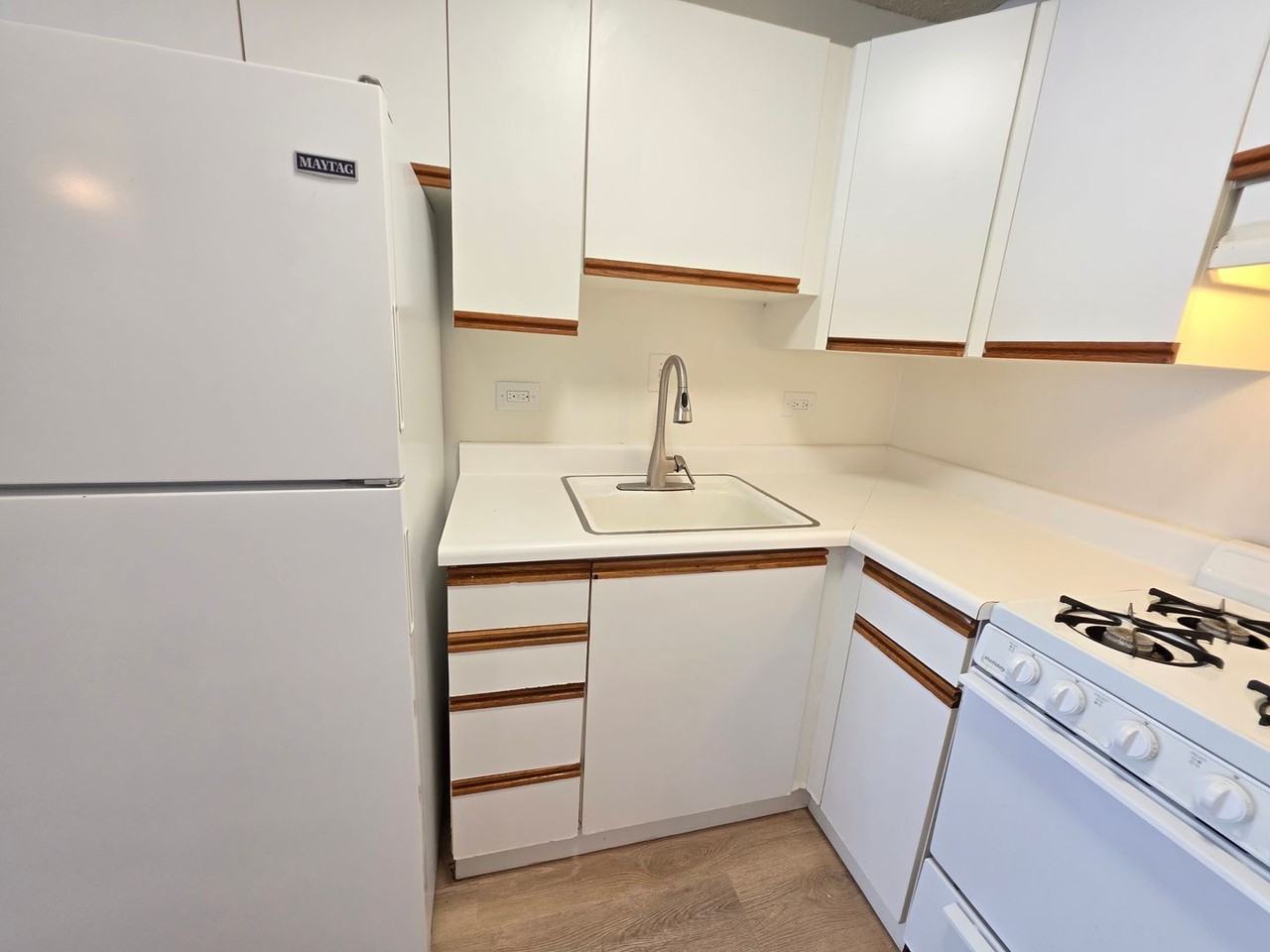 2120 Fern St #102 - Photo 4 of 11