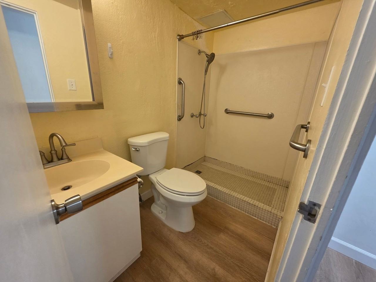 2120 Fern St #102 - Photo 6 of 11