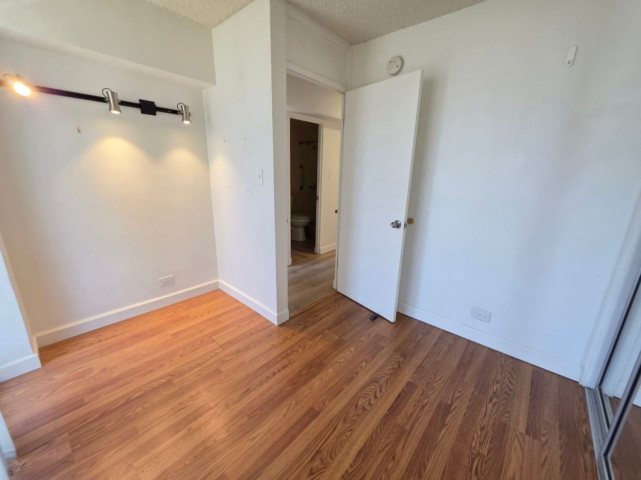 2120 Fern St #102 - Photo 7 of 11
