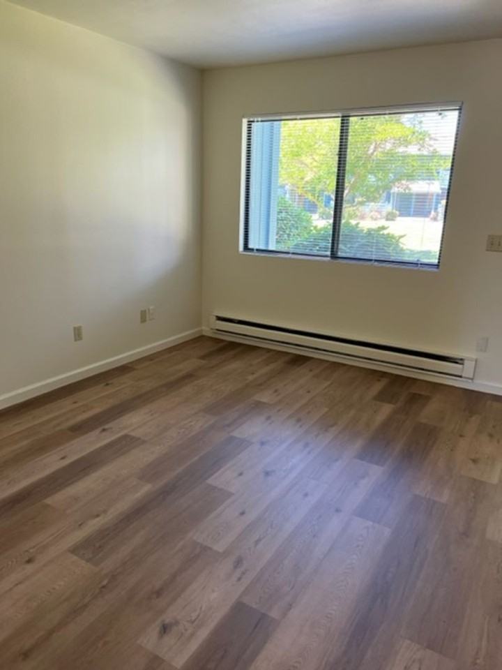 279 College View Dr - Photo 4 of 27