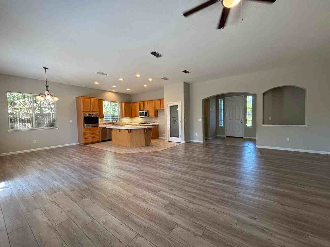 9337 Oreo Ranch Cir - Photo 4 of 37