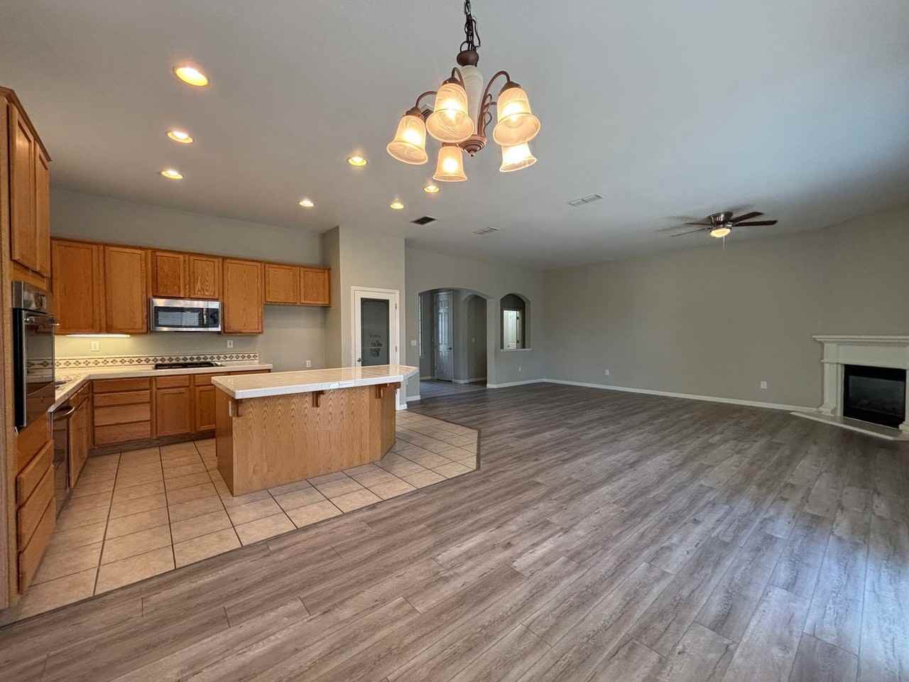 9337 Oreo Ranch Cir - Photo 5 of 37