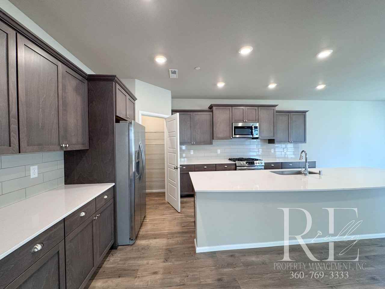 1502 Baker Heights Loop - Photo 7 of 21
