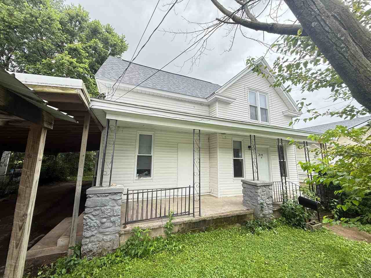 2137 N Delaware Ave - Photo 2 of 18