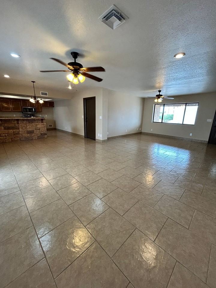 3851 Mcculloch Ln - Photo 4 of 29
