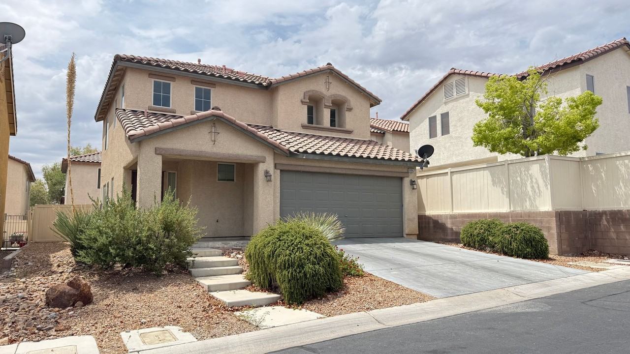 8967 Ryan Creek Ave - Photo 2 of 50