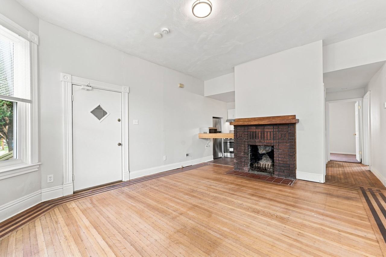 67 Oregon Avenue - Photo 5 of 40