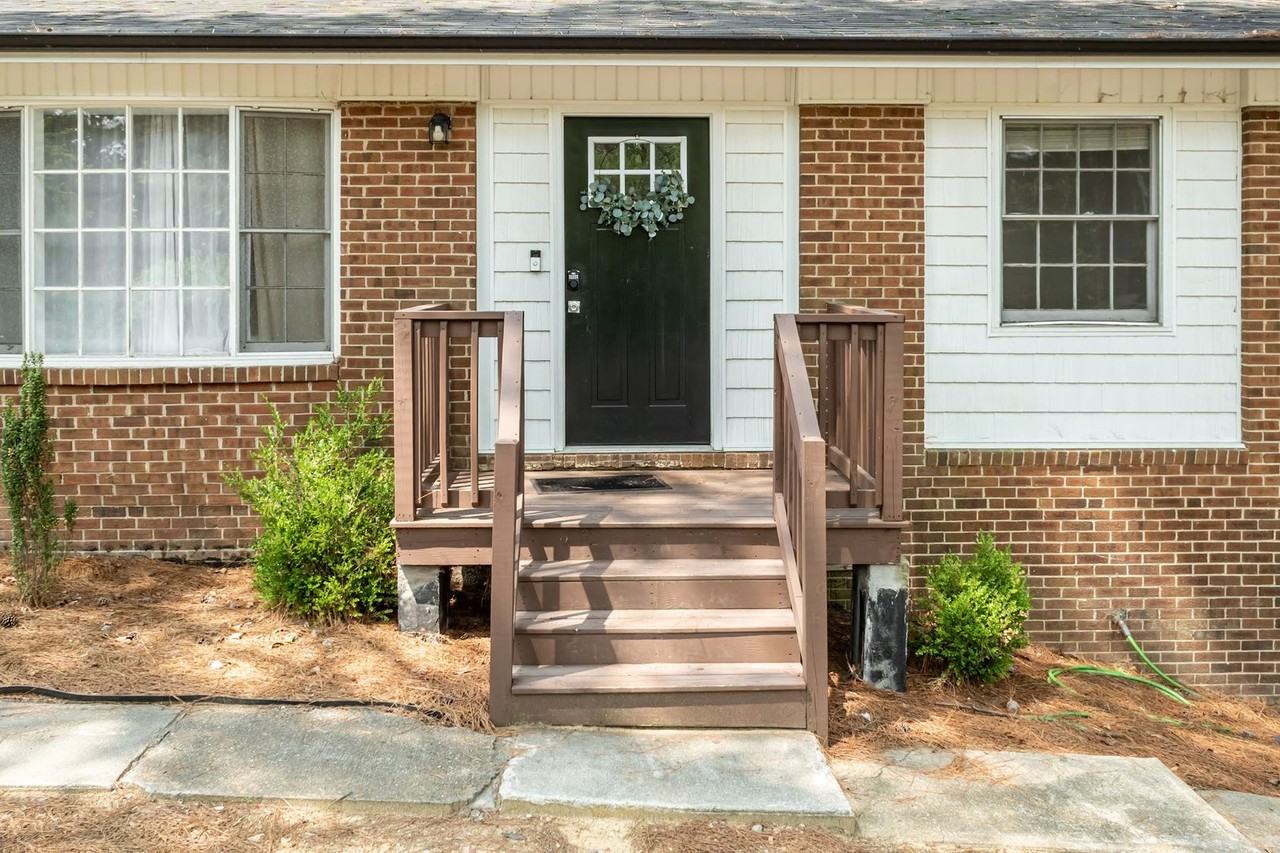 2212 Foxtrot Rd - Photo 4 of 41