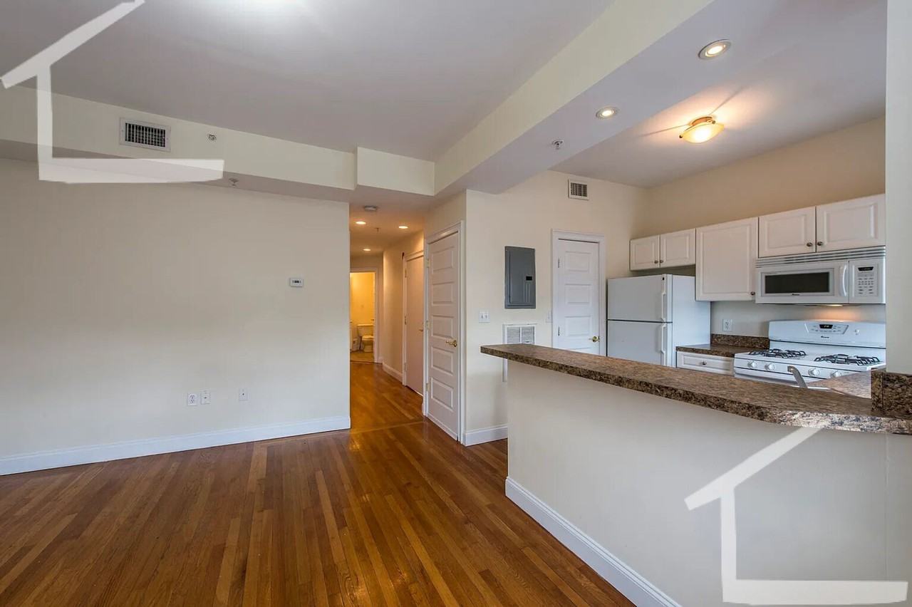 59 Ashford St - Photo 2 of 8