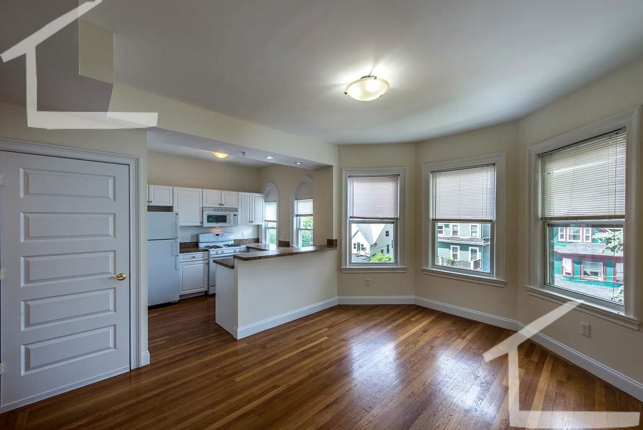 59 Ashford St - Photo 5 of 8