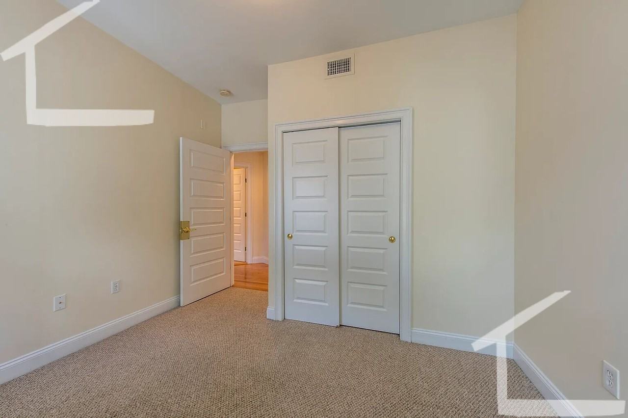 59 Ashford St - Photo 6 of 8