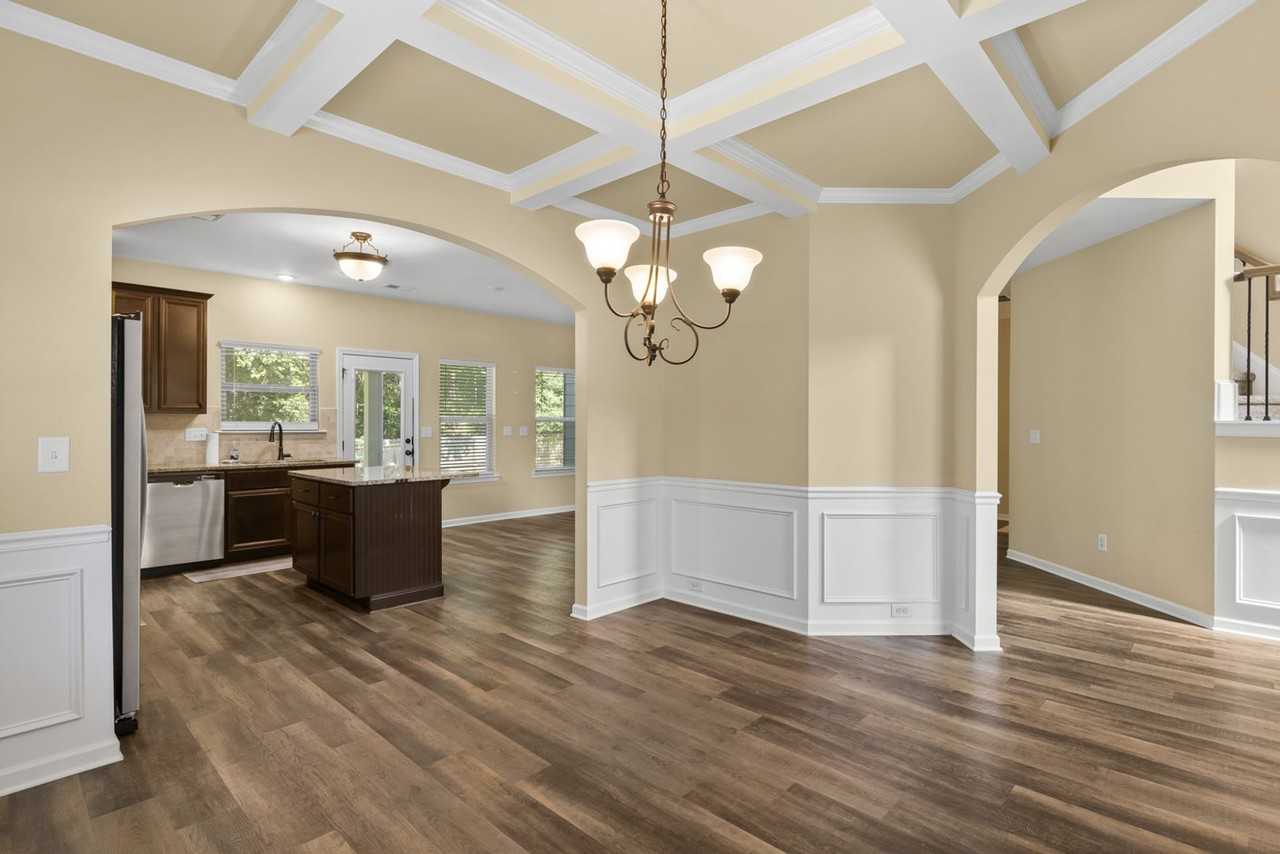 1000 Gwynnes Way - Photo 2 of 45