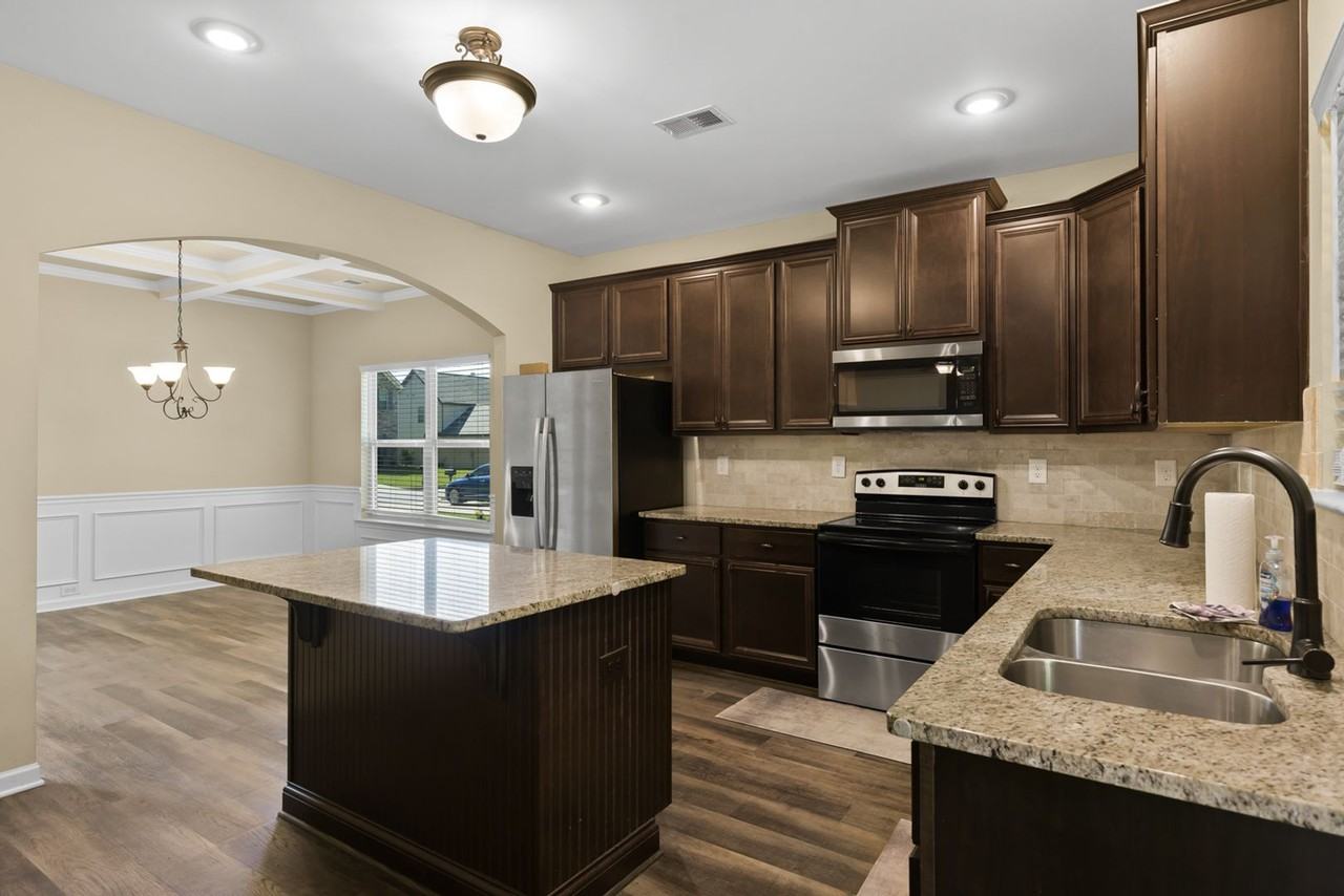 1000 Gwynnes Way - Photo 6 of 45