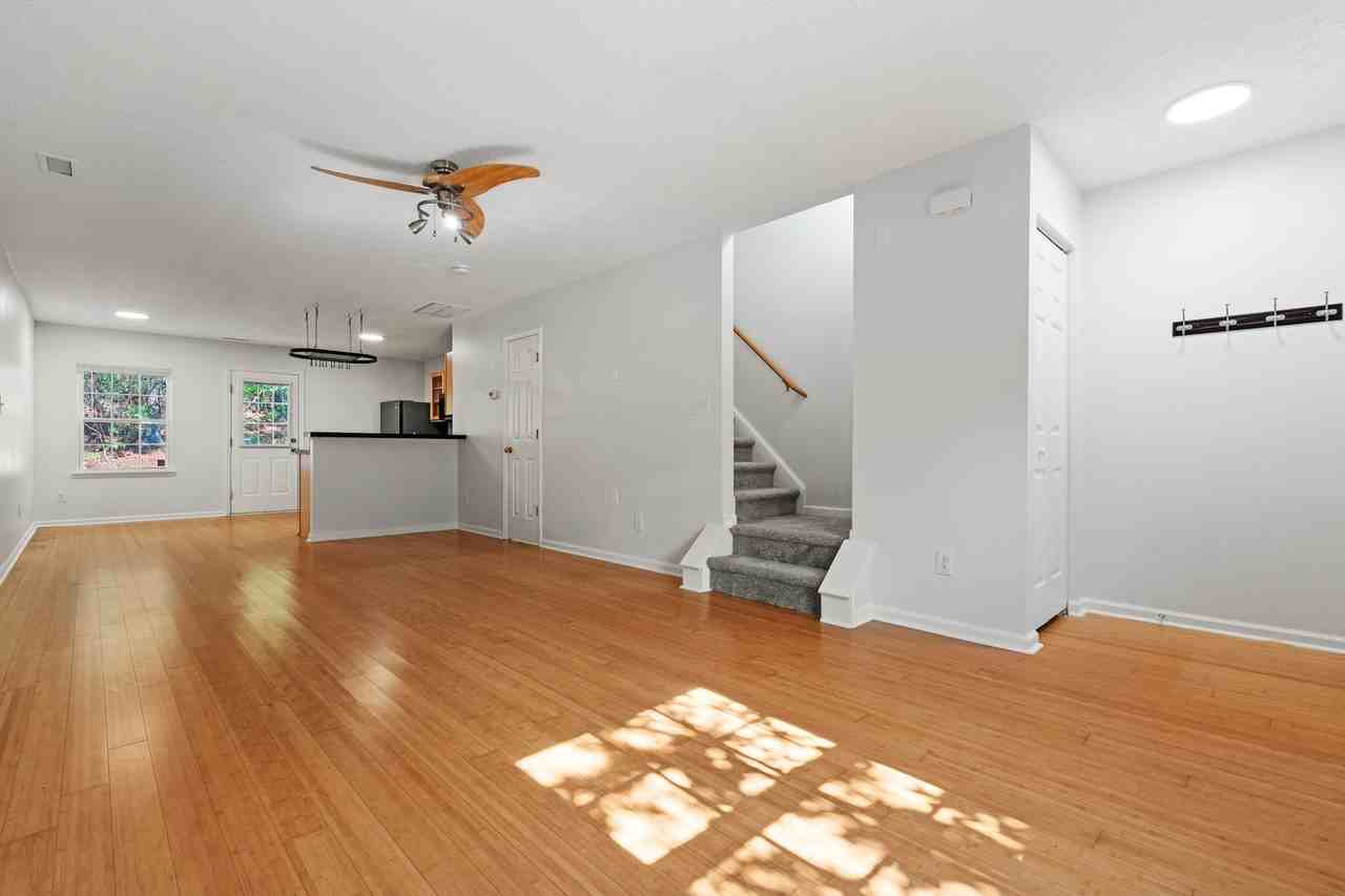 3406 Tarleton W - Photo 3 of 19