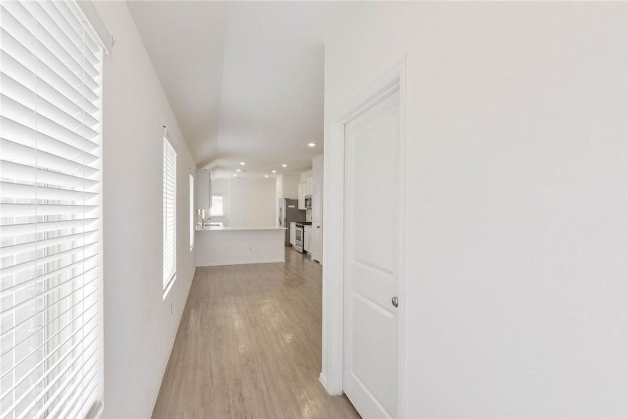20840 Cropani Shadow Dr - Photo 5 of 28