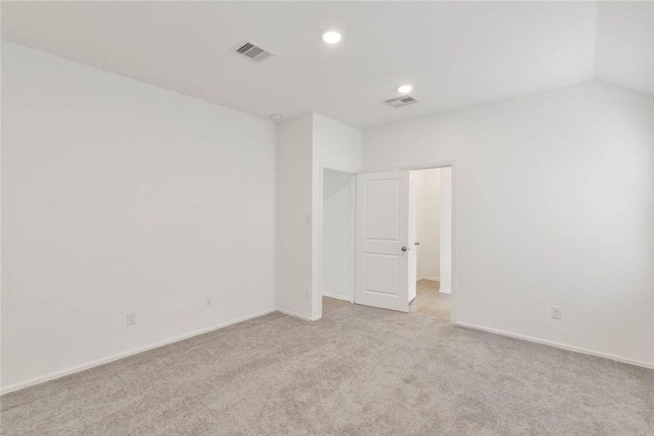 20840 Cropani Shadow Dr - Photo 7 of 28