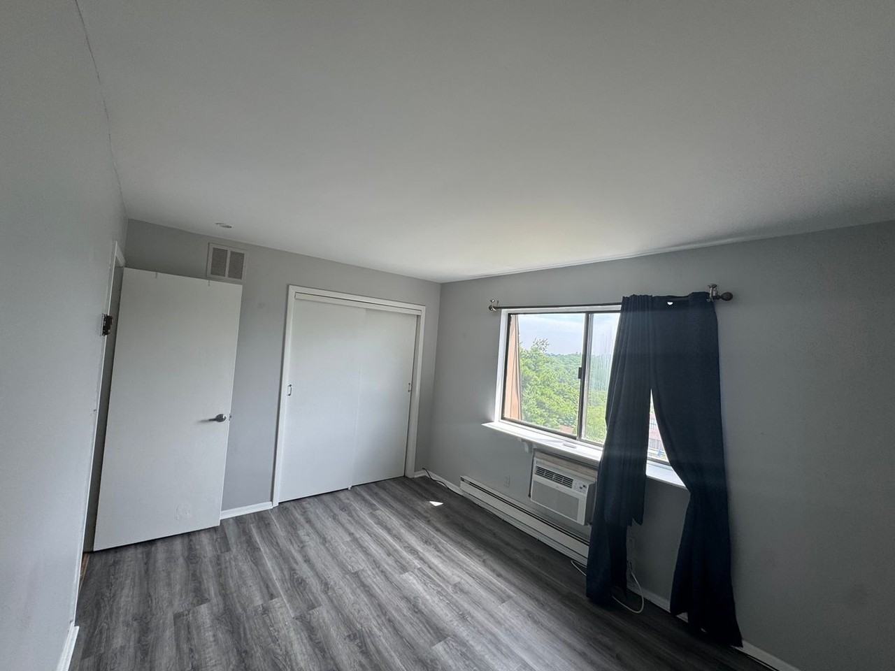 254 Richard Ct - Photo 4 of 13