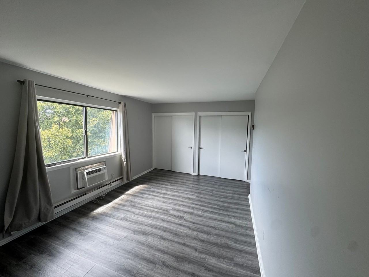 254 Richard Ct - Photo 5 of 13
