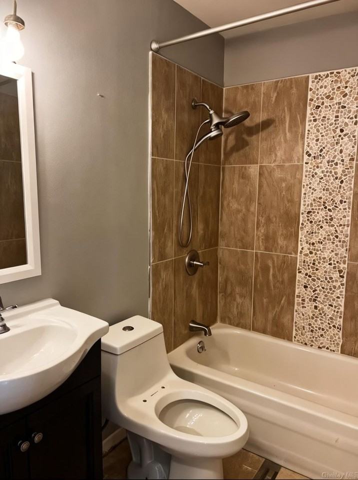254 Richard Ct - Photo 7 of 13