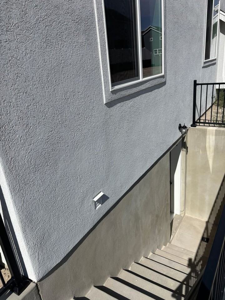 1063 W Chokecherry St - Photo 2 of 13