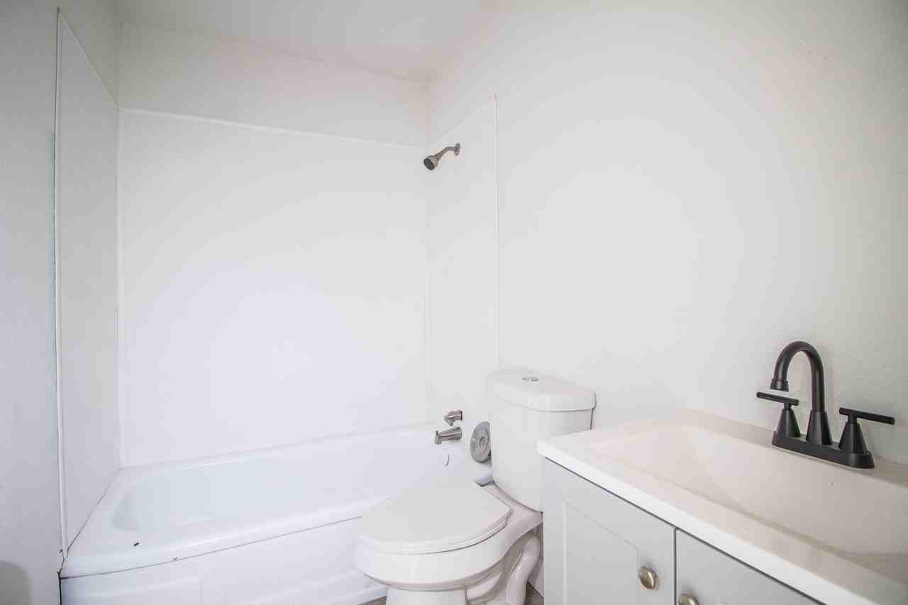 DH 302 Avenue U - Photo 6 of 16